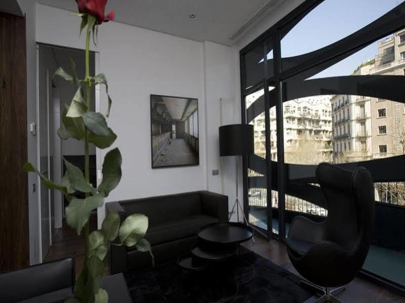 Suites Avenue Барселона Экстерьер фото